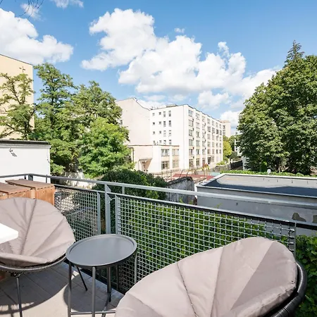 Mokotowska Superior By Bookinghost *