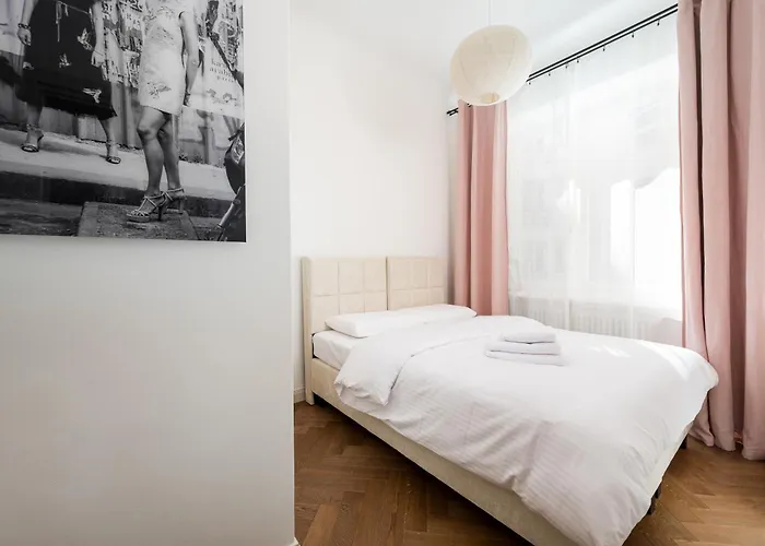 Apartment Mokotowska Superior By Bookinghost *