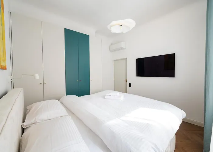 Mokotowska Superior By Bookinghost * Warsaw