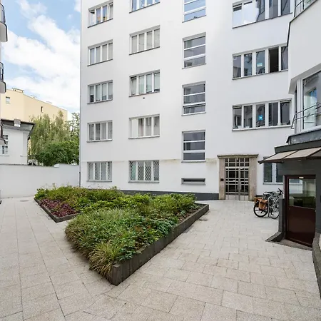 Mokotowska Superior By Bookinghost